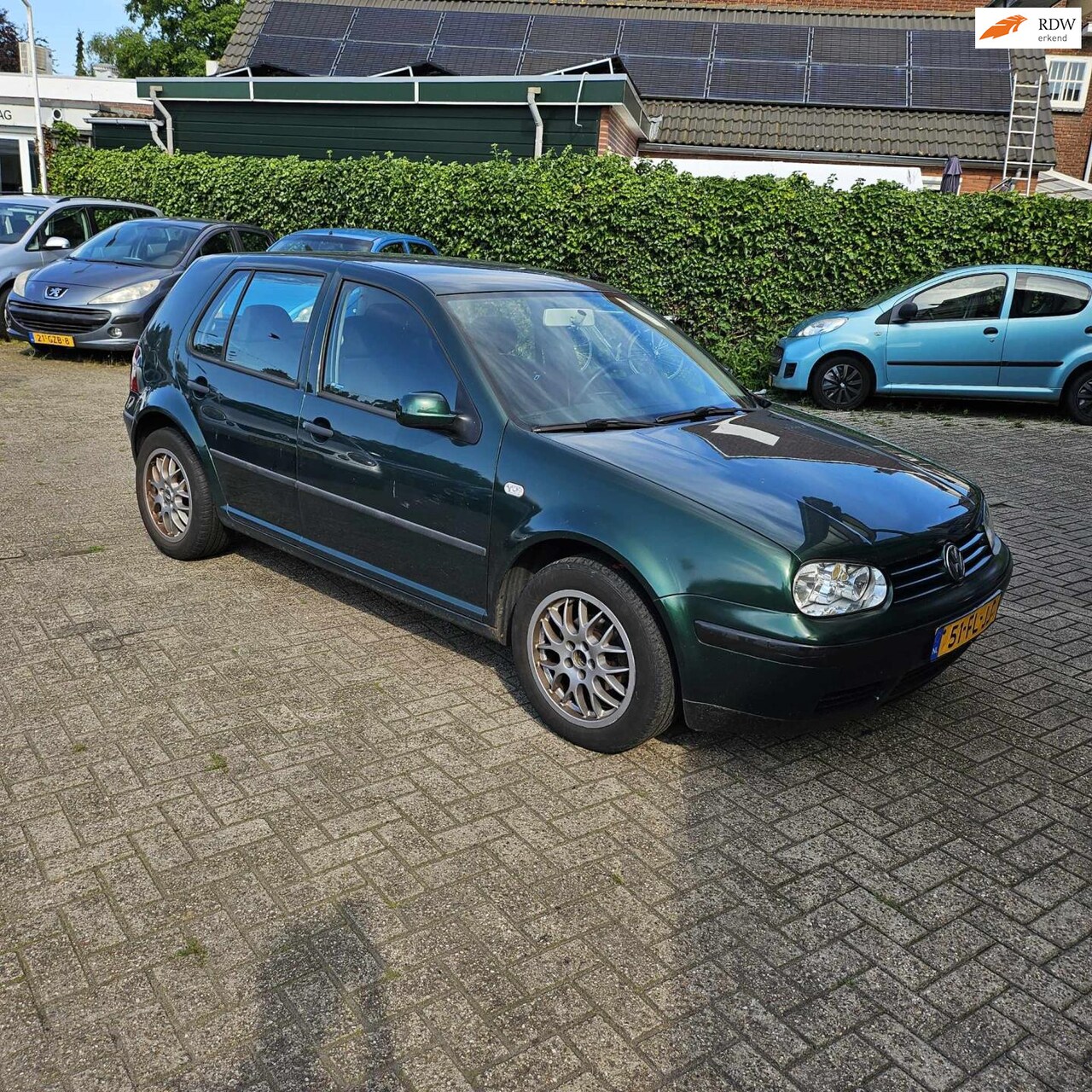 Volkswagen Golf - 1.6 Trendline-Elek.pakket-Radio-mp3-Nieuwe APK! - AutoWereld.nl