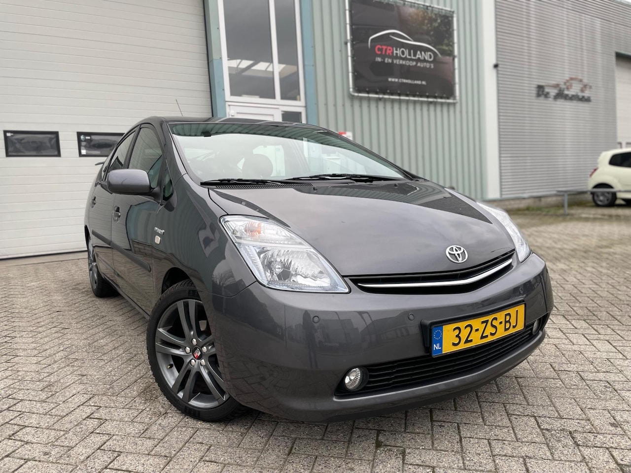 Toyota Prius - 1.5 VVT-i Business Edition (bj 2008) NAV|LEER|AUTOMAAT - AutoWereld.nl