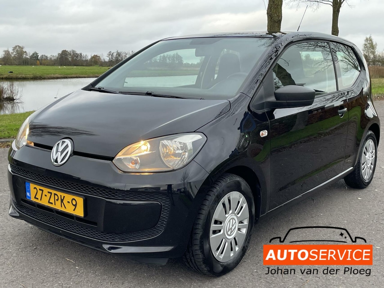 Volkswagen Up! - 1.0 take up! BlueMotion Zwart - AutoWereld.nl