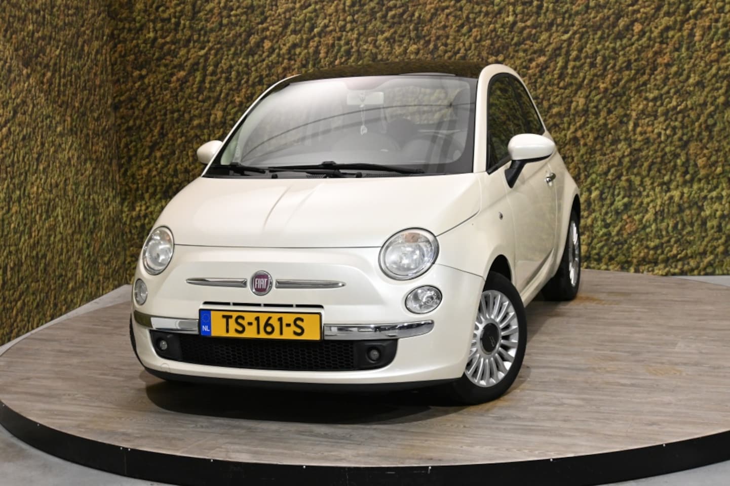 Fiat 500 - 1.2 Lounge *Parelmoer - AutoWereld.nl