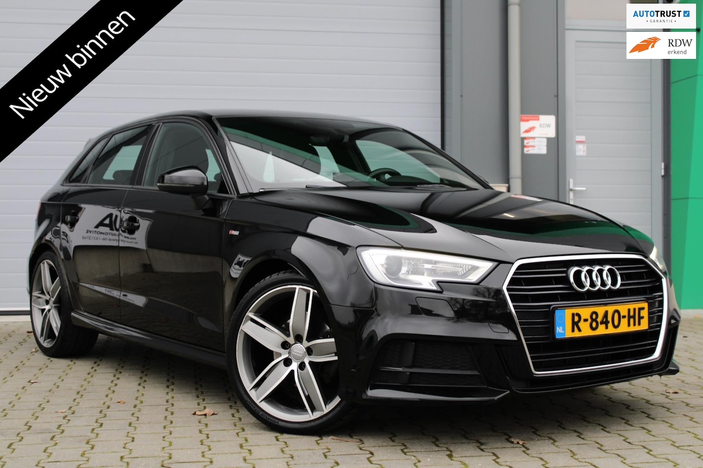 Audi A3 Sportback - 1.4 TFSI COD 150 PK | S-LINE | S-TRONIC | HALFLEDER | 19'' VELGEN | LED KOPLAMPEN - AutoWereld.nl