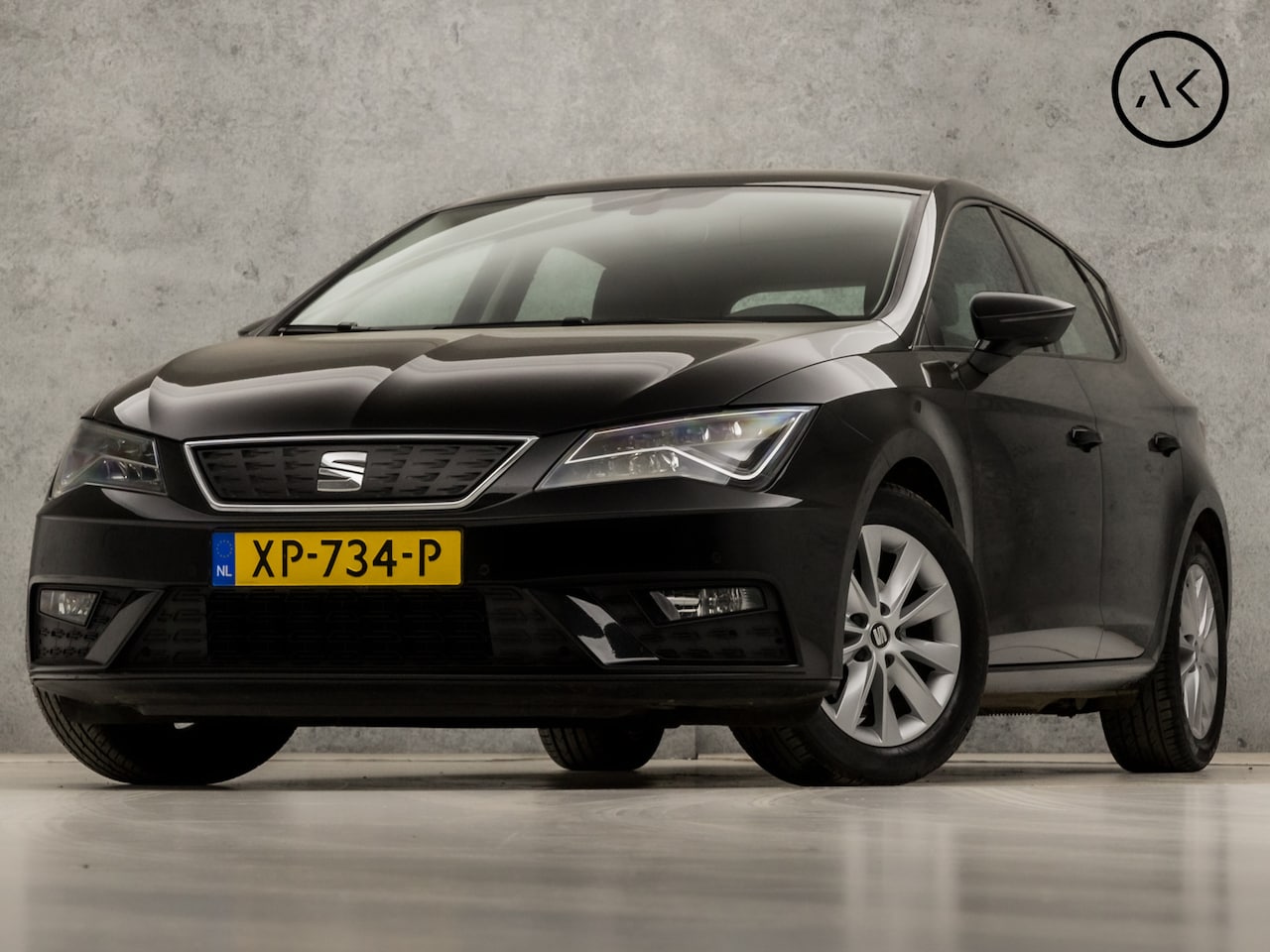 Seat Leon - 1.0 TSI Sport Automaat (NAVIGATIE, CLIMATE, LED KOPLAMPEN, SPORTSTOELEN, ARMSTEUN, CRUISE, - AutoWereld.nl