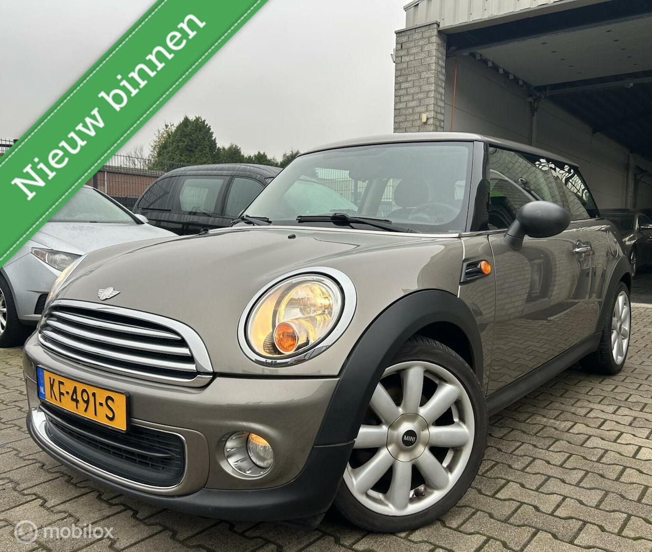 MINI One - Mini 1.6 Pepper / Sport. velgen / Airco / N.A.P - AutoWereld.nl