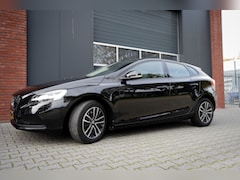 Volvo V40 - 2.0 T2 Nordic+