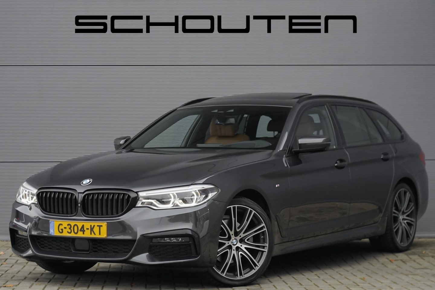 BMW 5-serie Touring - 520i M-Sport ACC Pano H/K Trekhaak HUD Stoelventilatie Ori NL - AutoWereld.nl