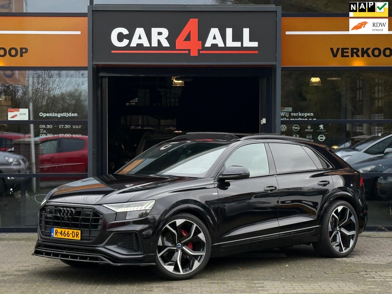 Audi Q8 - 50 TDI quattro 3X S-LINE/PANO/RSQ8/4-WIELSTURING/360*/TREKHAAK - AutoWereld.nl