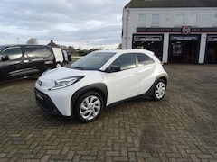 Toyota Aygo X - 1.0 VVT-i MT 72pk Play