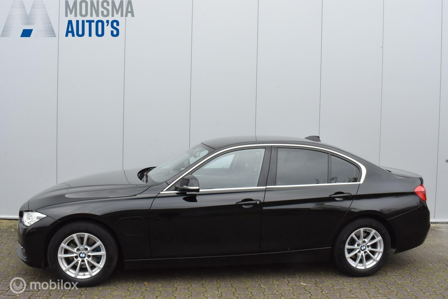 BMW 3-serie - 330e 330e - AutoWereld.nl