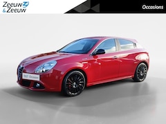 Alfa Romeo Giulietta - 1.4 T Exclusive Sportivo Vol-Leder 18"inch Xenon Parkeersensoren