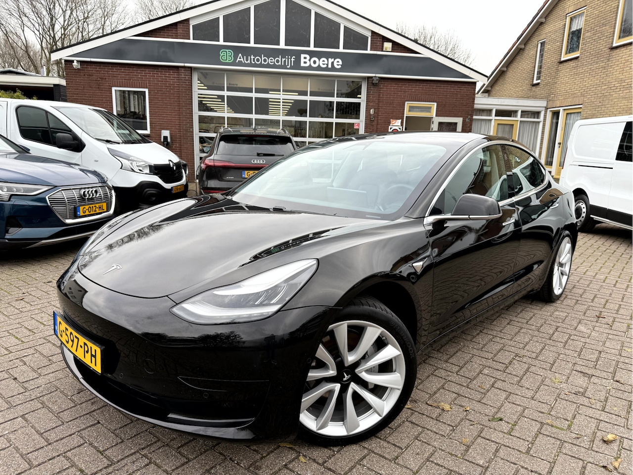 Tesla Model 3 - RWD Plus 19''Lmv, Pano-dak, Camera, - AutoWereld.nl