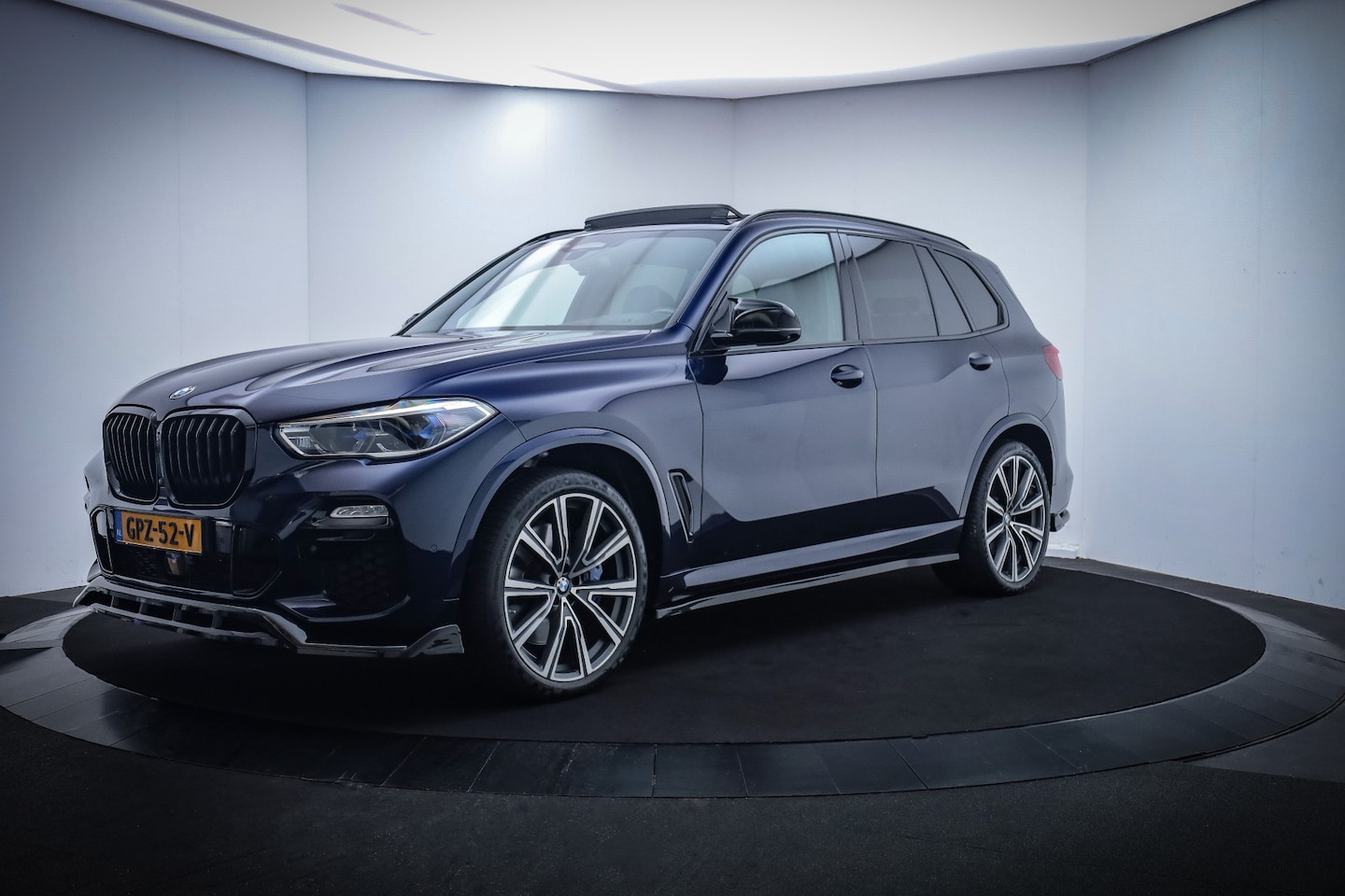 BMW X5 - 40iA M-SPORT INNOVATION LASER/B&W/PANO/HUD/Enz. - AutoWereld.nl