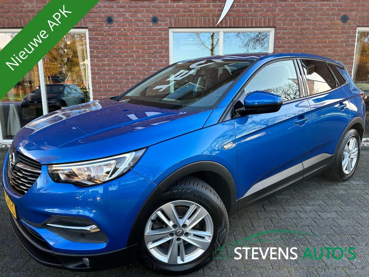 Opel Grandland X - 1.2 Turbo Online Edition 1.2 Turbo Online Edition - AutoWereld.nl