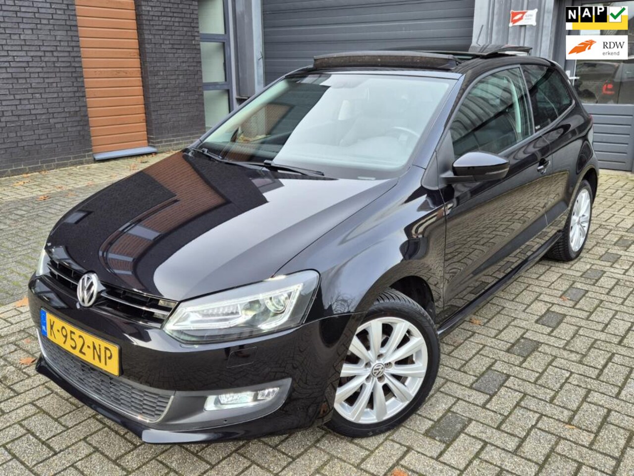 Volkswagen Polo - 1.4-16V Highline Automaat/Open Dak/Xenon - AutoWereld.nl