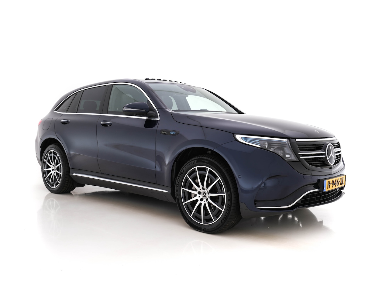 Mercedes-Benz EQC - 400 4MATIC Premium Plus 80 kWh AMG-Sportpack [3-Fase] (INCL-BTW) *PANO | WIDE-SCREEN-DIGI- - AutoWereld.nl