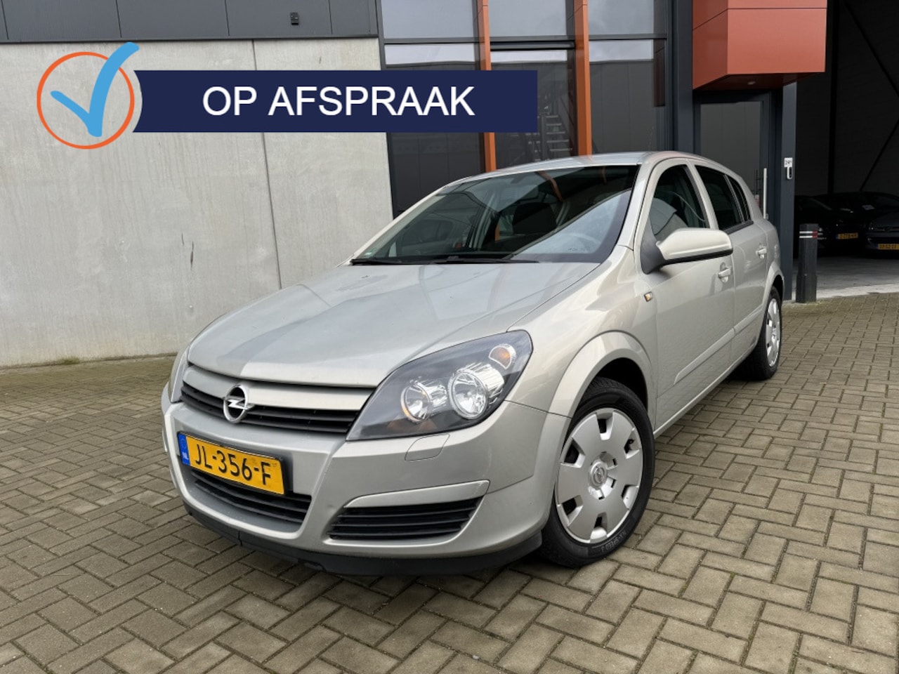 Opel Astra - 1.6 Enjoy Airco Cruise NIEUWE APK - AutoWereld.nl