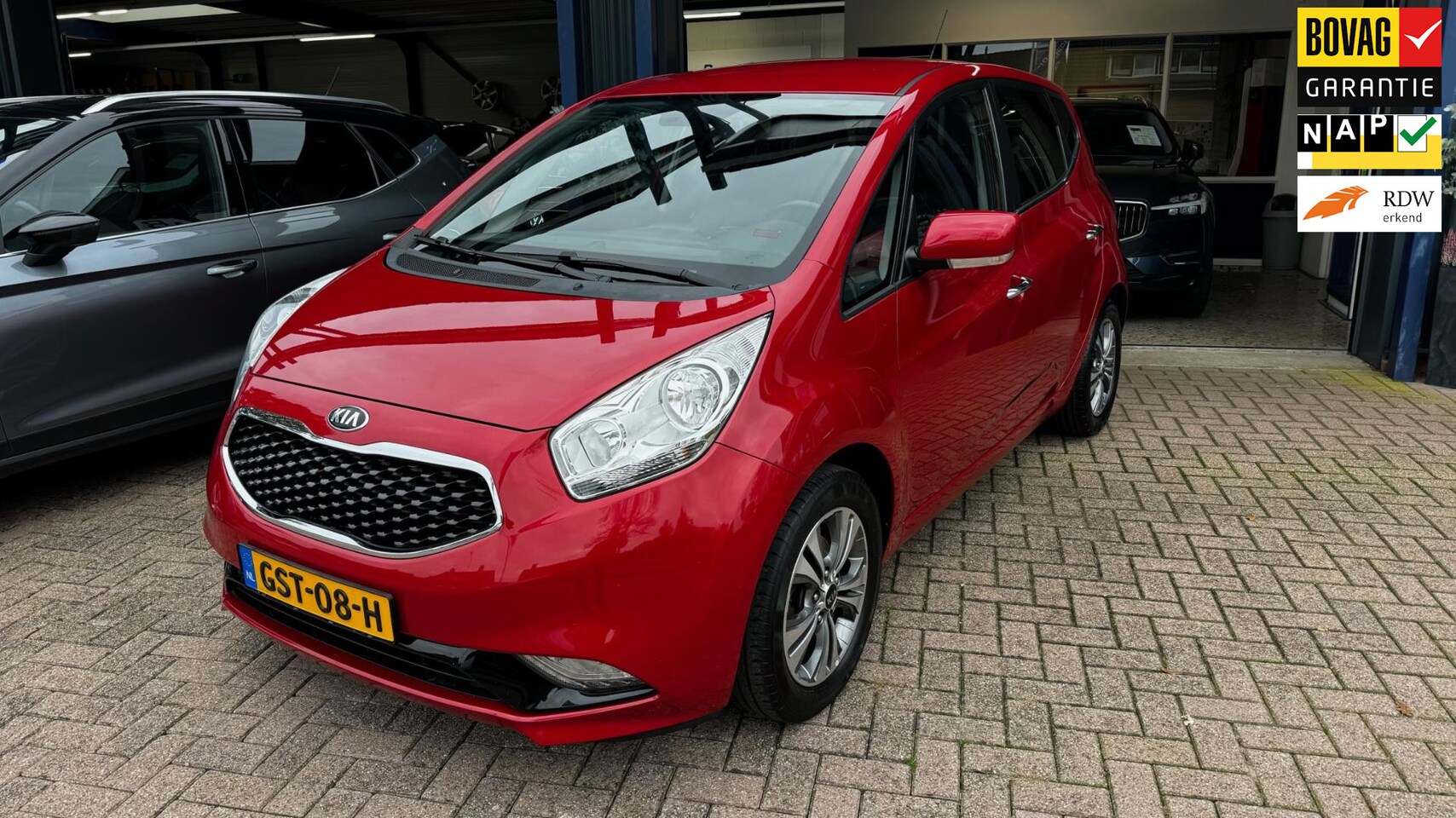 Kia Venga - 1.6 CVVT ExecutiveLine 1.6 CVVT ExecutiveLine - AutoWereld.nl