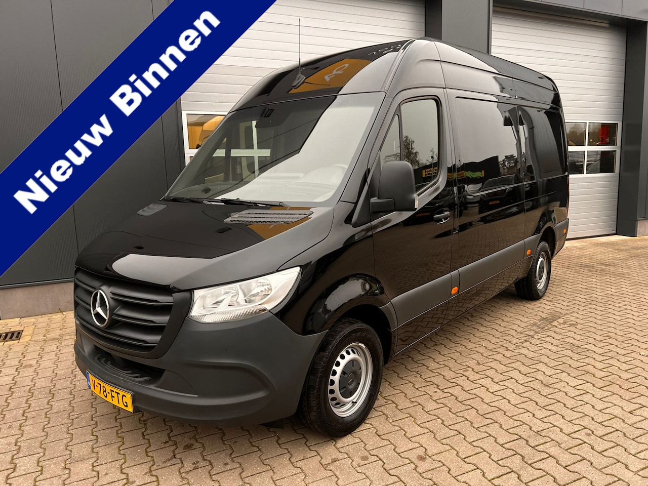 Mercedes-Benz Sprinter - 317 1.9 CDI L2H2 RWD 3500 kg trekgewicht AUTOMAAT VVB306 - AutoWereld.nl