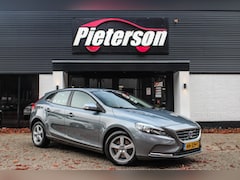 Volvo V40 - 1.6 D2 Momentum DEALER ONDERHOUDEN AUT PDC NAVI