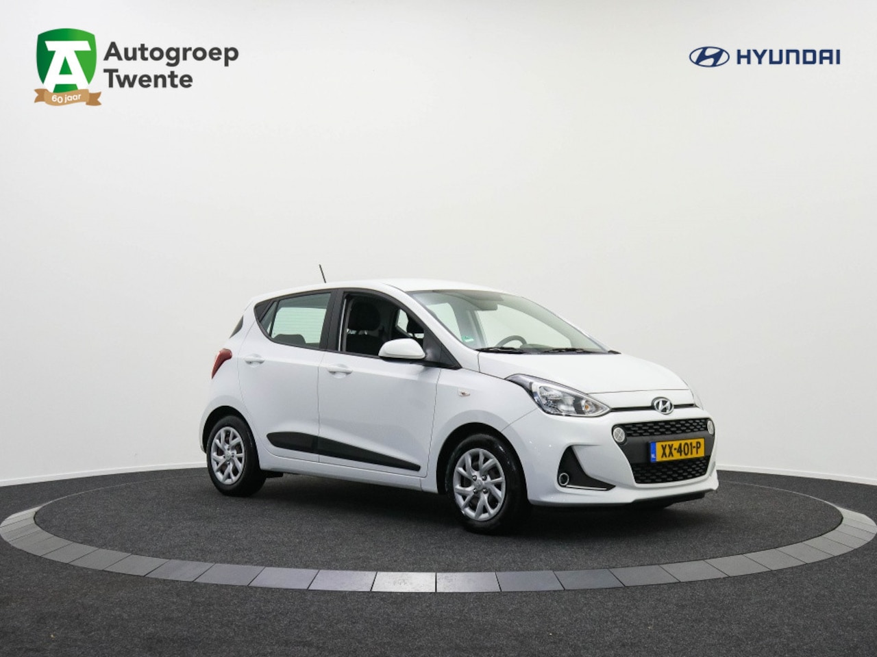 Hyundai i10 - 1.0i Comfort | Navigatie | Dealer onderhouden - AutoWereld.nl