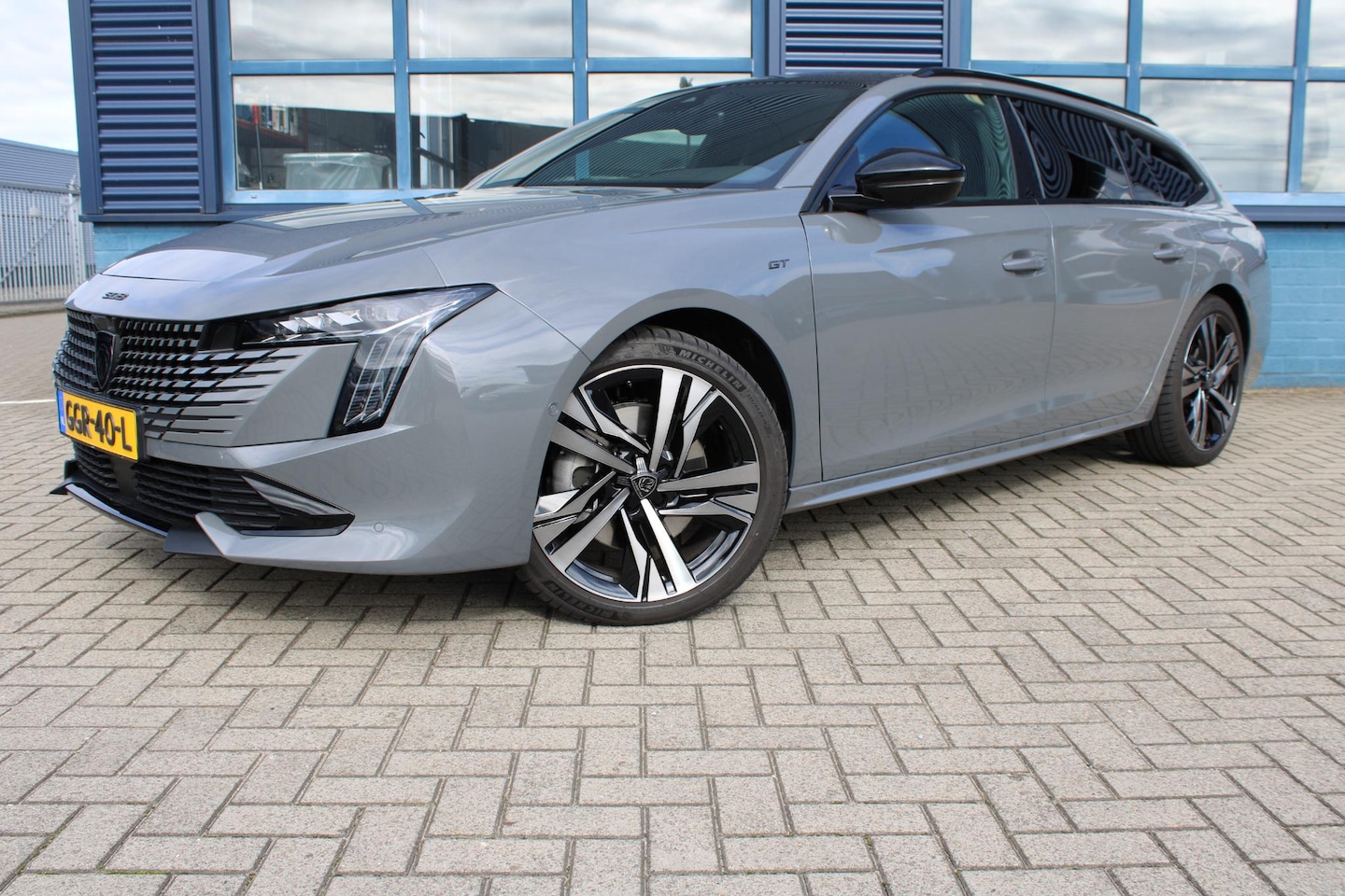 Peugeot 508 SW - 1.6 HYbrid 225 GT DEMO Vraag naar km stand - AutoWereld.nl