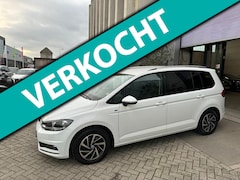 Volkswagen Touran - 1.5 TSI 7persoons CARPLAY AUTOMAAT INRUIL MOGELIJK