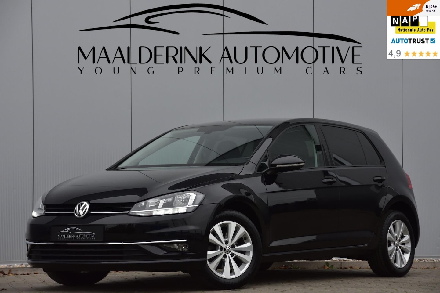 Volkswagen Golf - 1.0 TSI Automaat Comfortline Navi, Parkeersensoren, App-Connect - AutoWereld.nl