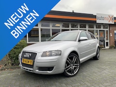 Audi A3 Sportback - 1.6 FSI Ambiente Nieuwe APK - Zeer nette Auto