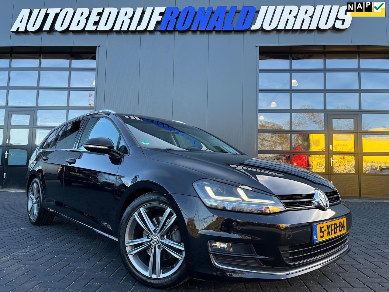 Volkswagen Golf Variant - 1.4 TSI Highline NL.Auto/Automaat/Trekhaak/Stoelmassage/Half-Leder/Xenon/R-Line Wielen - AutoWereld.nl