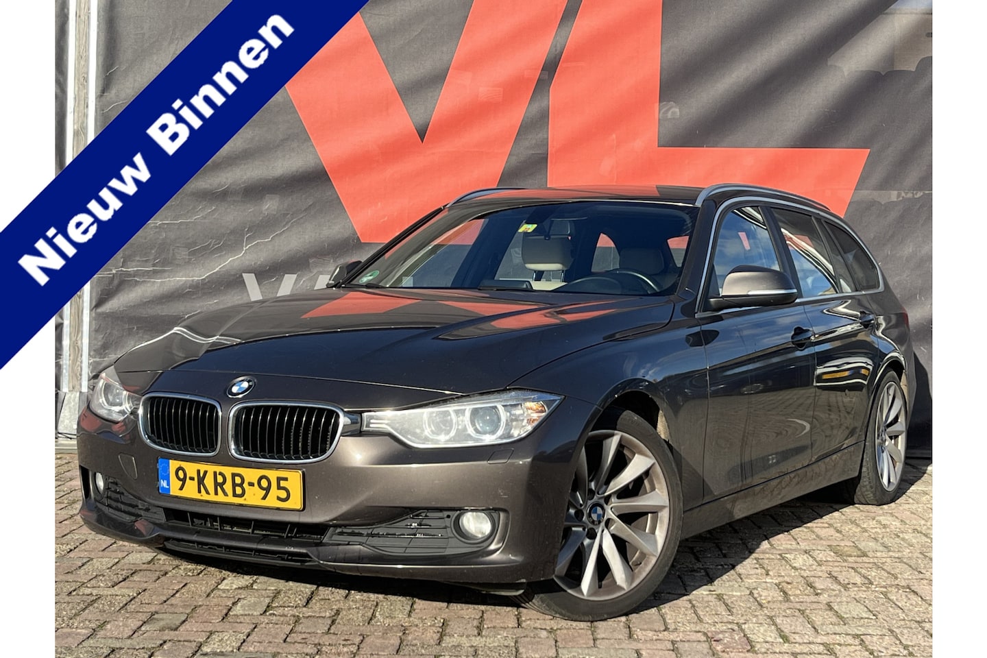 BMW 3-serie Touring - 320d EfficientDynamics Edition Executive | Nieuw Binnen | Automaat | Leer | Navi - AutoWereld.nl