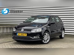 Volkswagen Polo - 1.2 TSI Comfort Connected Series Carplay Beats Audio Airco