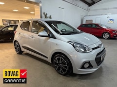 Hyundai i10 - 1.0i Blue 66pk i-Motion Comfort / ECC / NAVI / LMV