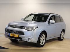 Mitsubishi Outlander - 2.0 PHEV Instyle+ | Schuif- opendak | 1e eigenaar | Dealer onderhouden | Camera