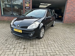 Renault Clio - 1.2 TCE Dynamique S