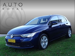 Volkswagen Golf - 1.5 eTSI Hybrid Life R-Line Automaat, Apple Carplay, Navigatie, Multimedia, Automatische a