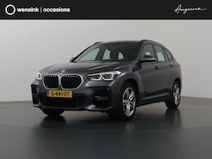 BMW X1 - sDrive20i High Executive Edition M Sport | Trekhaak | Navigatie | Head Up | Parkeercamera