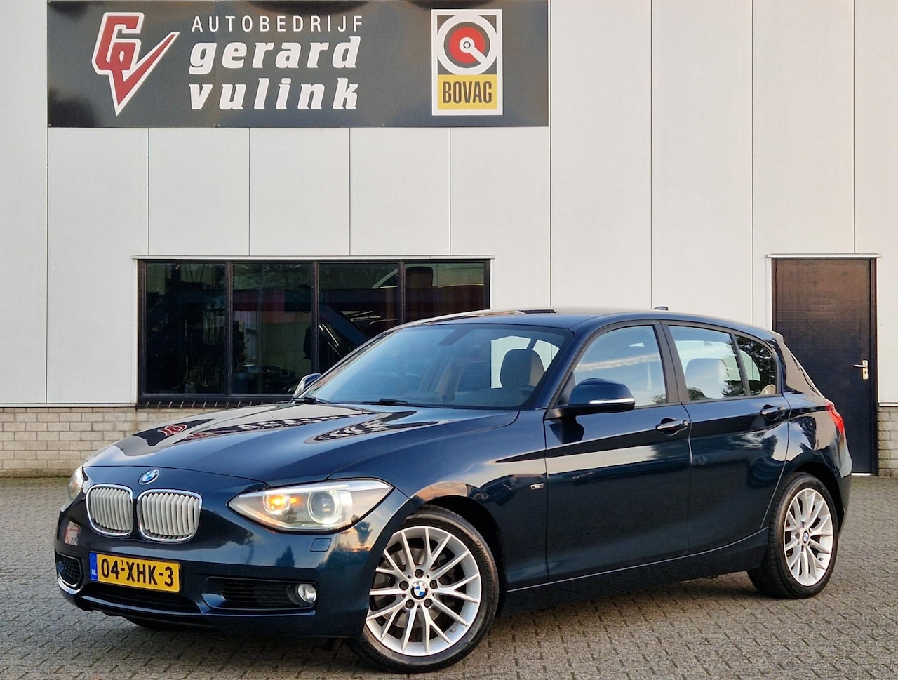 BMW 1-serie - 118i URBAN Business+ CRUISE CLIMA BLUETOOTH PDC - AutoWereld.nl