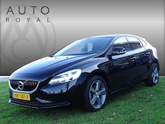 Volvo V40 - 2.0 T3 Nordic+ 6-Bak, Navigatie, Multimedia, Automatische airco, Cruise Control, Sport Int