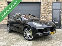 Porsche Cayenne - 3.0 S E-Hybrid CRUISE LEDER MEMORY