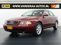 Audi A4 - 2.8 5V Quattro V6 .AMBITION Automaat Youngtimer