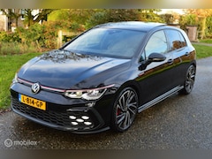 Volkswagen Golf - 8 2.0 TSI GTI IQ / HUD / Pano / Stoelkoeling