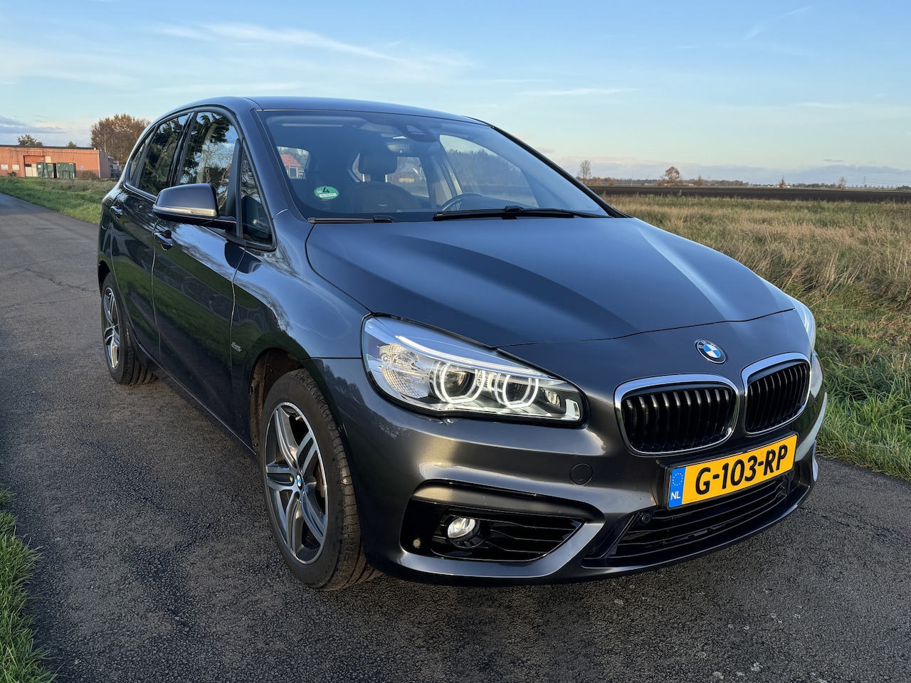 BMW 2-serie Active Tourer - 218i Sport NAVI/LED!/PDC/ECC/CRUISE - AutoWereld.nl