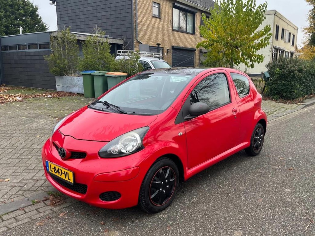 Toyota Aygo - 1.0-12V Dynamic Blue - Lage KM - AutoWereld.nl