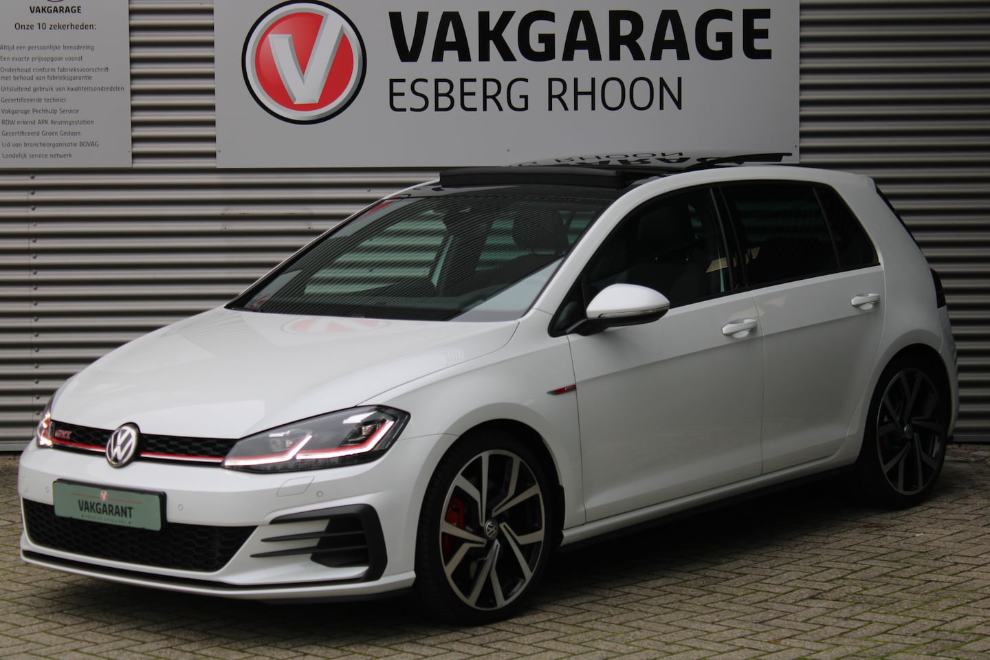 Volkswagen Golf - 2.0 TSI GTI Performance DSG SCHUIFDAK,19INCH,DISCOVER PRO - AutoWereld.nl