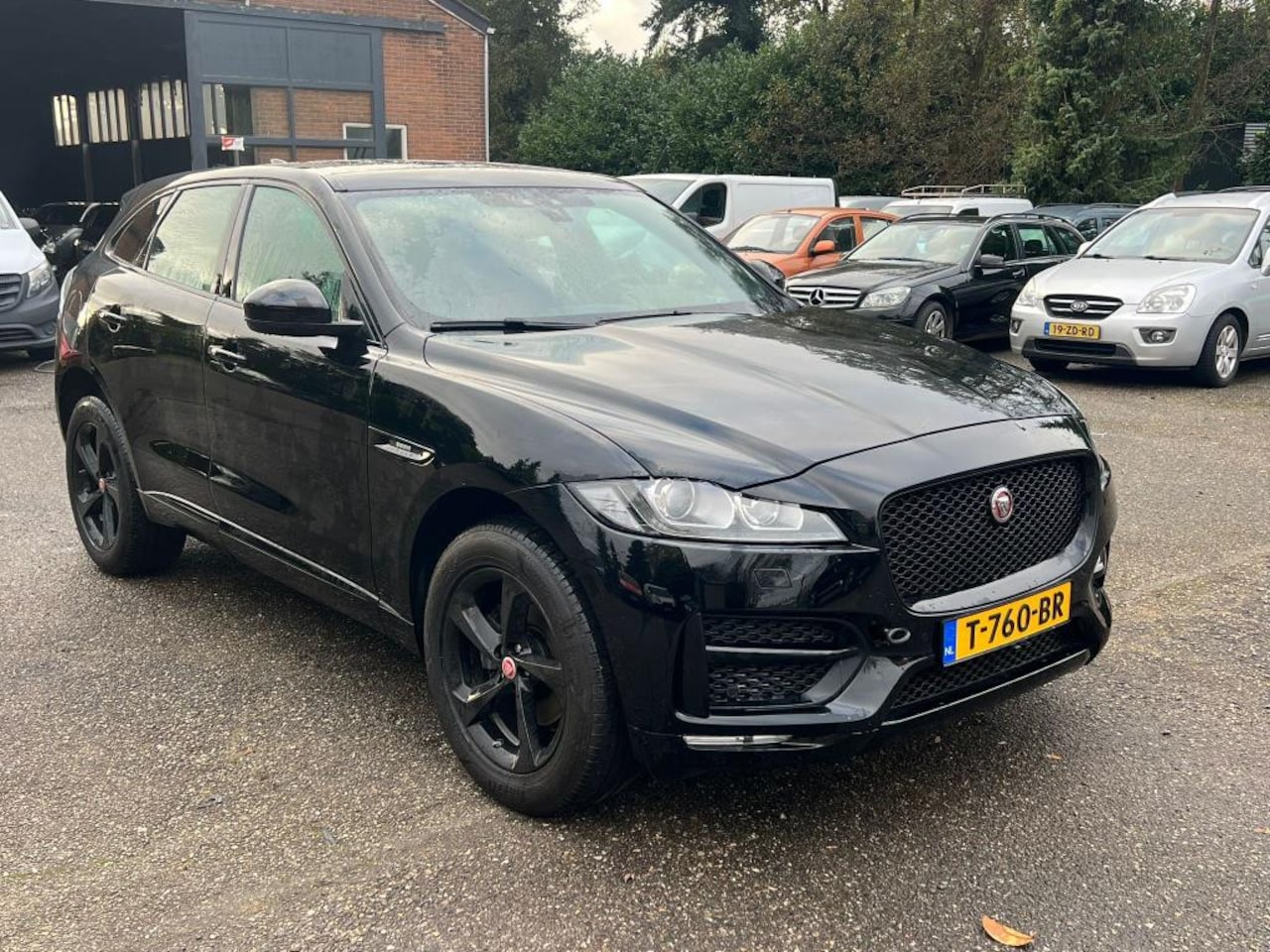 Jaguar F-Pace - 2.0 Portfolio AWD 20d T-sport (motorschade) - AutoWereld.nl