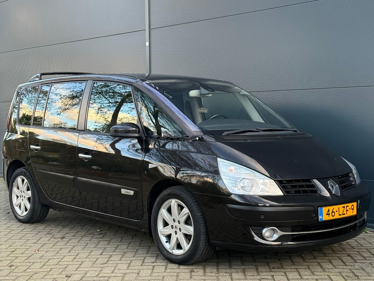 Renault Espace - 2.0 dCi Privilège 2.0 dCi Privilège - AutoWereld.nl