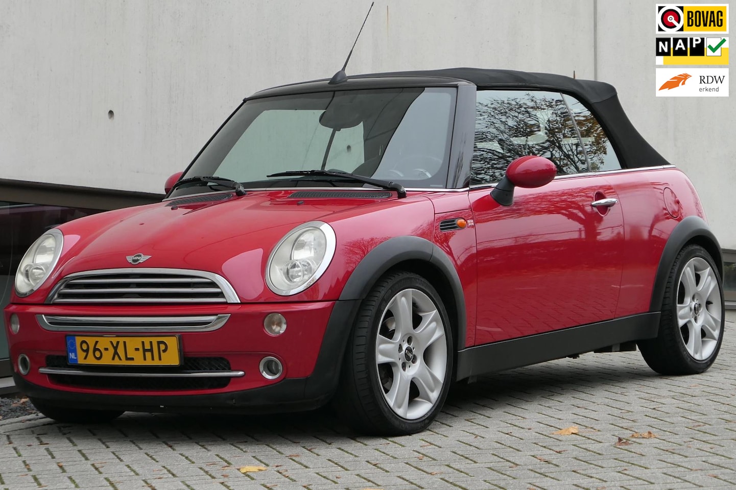 MINI Cabrio - Mini 1.6 Cooper Chili Cruise NAP Clima Stoelverw Youngtimer - AutoWereld.nl