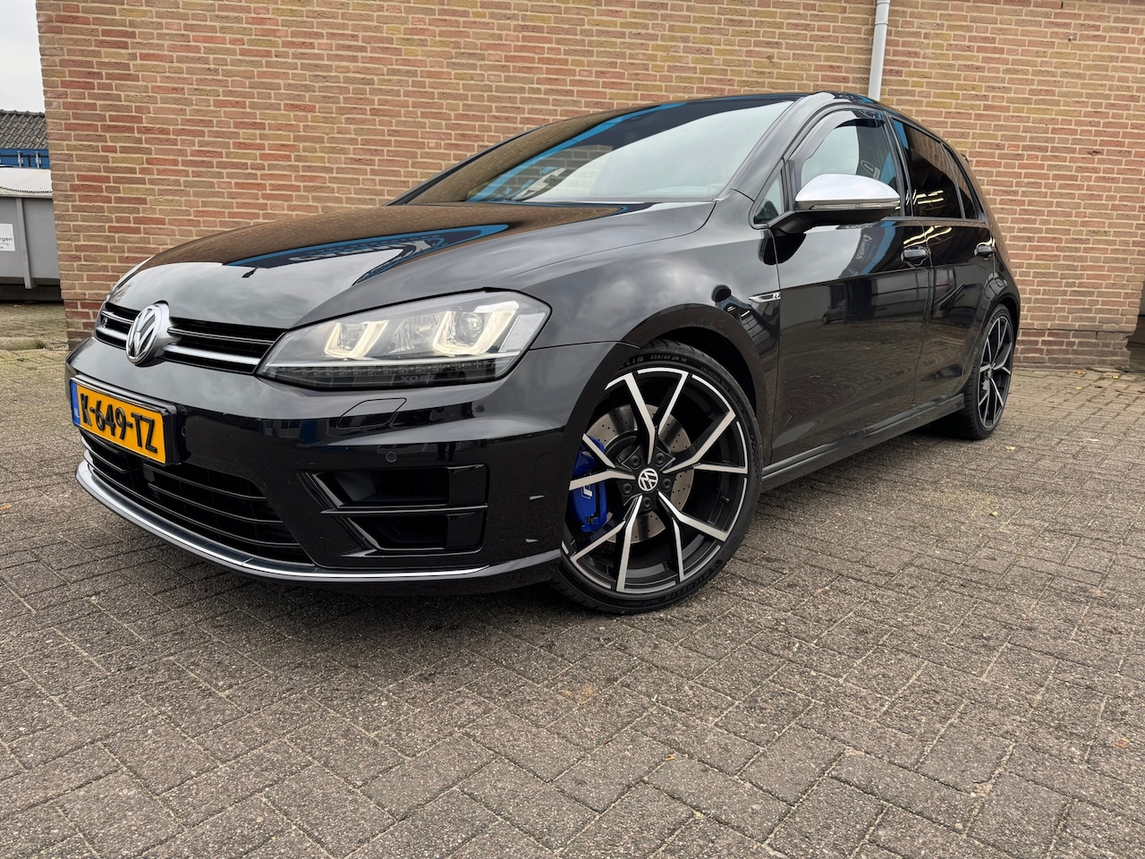 Volkswagen Golf - 2.0 TSI R 4MOTION 2.0 TSI R 4Motion - AutoWereld.nl