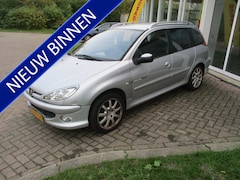 Peugeot 206 SW - 1.6-16V Quiksilver