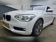 BMW 1-serie - 114i EDE Business+ nw distributie ketting