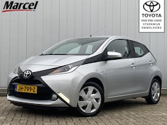 Toyota Aygo - 1.0 VVT-i X-Play NL Auto Navigatie Airco Dealer Onderhouden